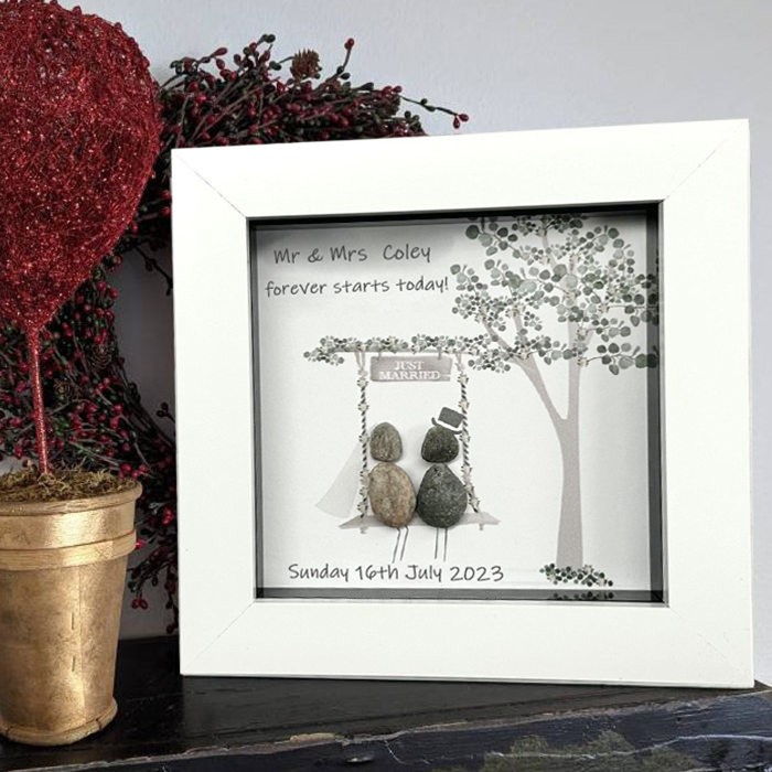 Personalized Pebble Art Frame For Couple Valentine's Day Anniversary Gift Ideas