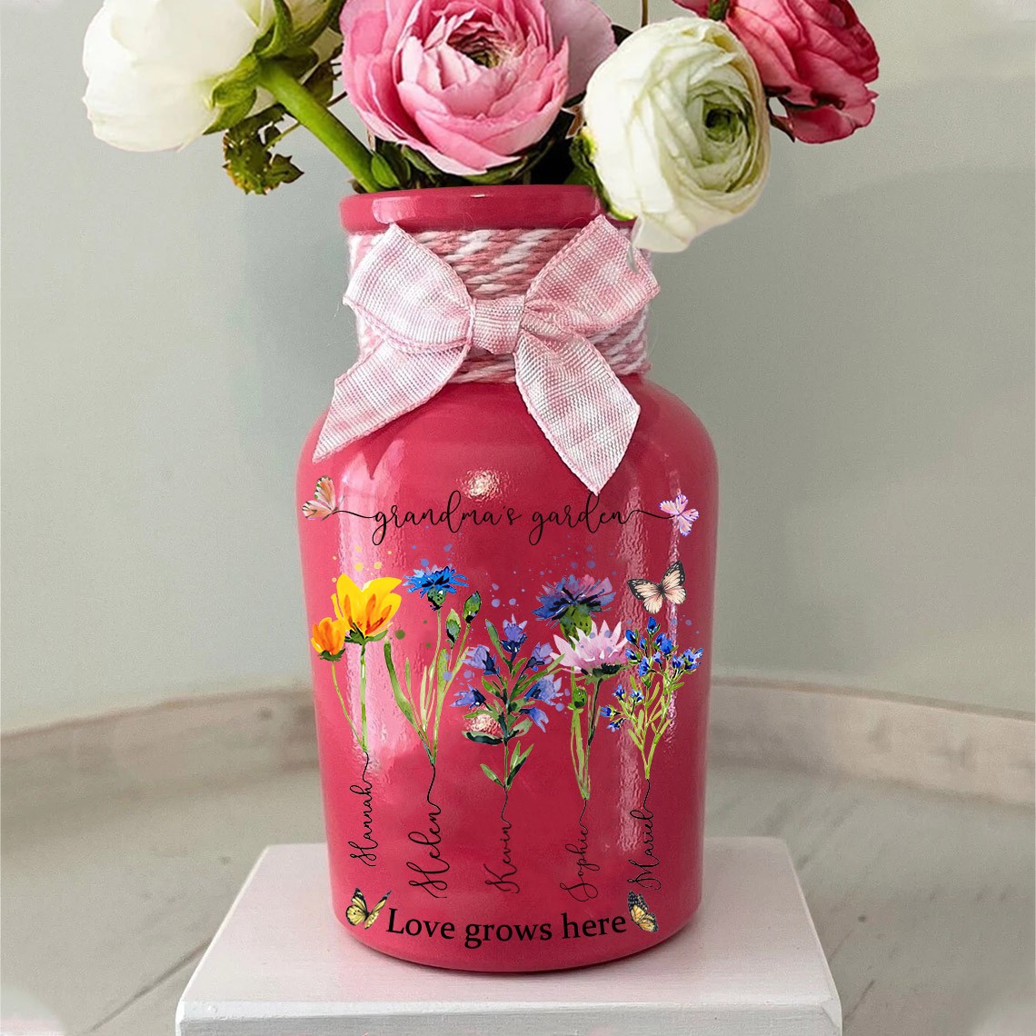 Personalized Grandma's Garden Vase With Grandchildren Name and Birth Month Flower For Christmas Gift