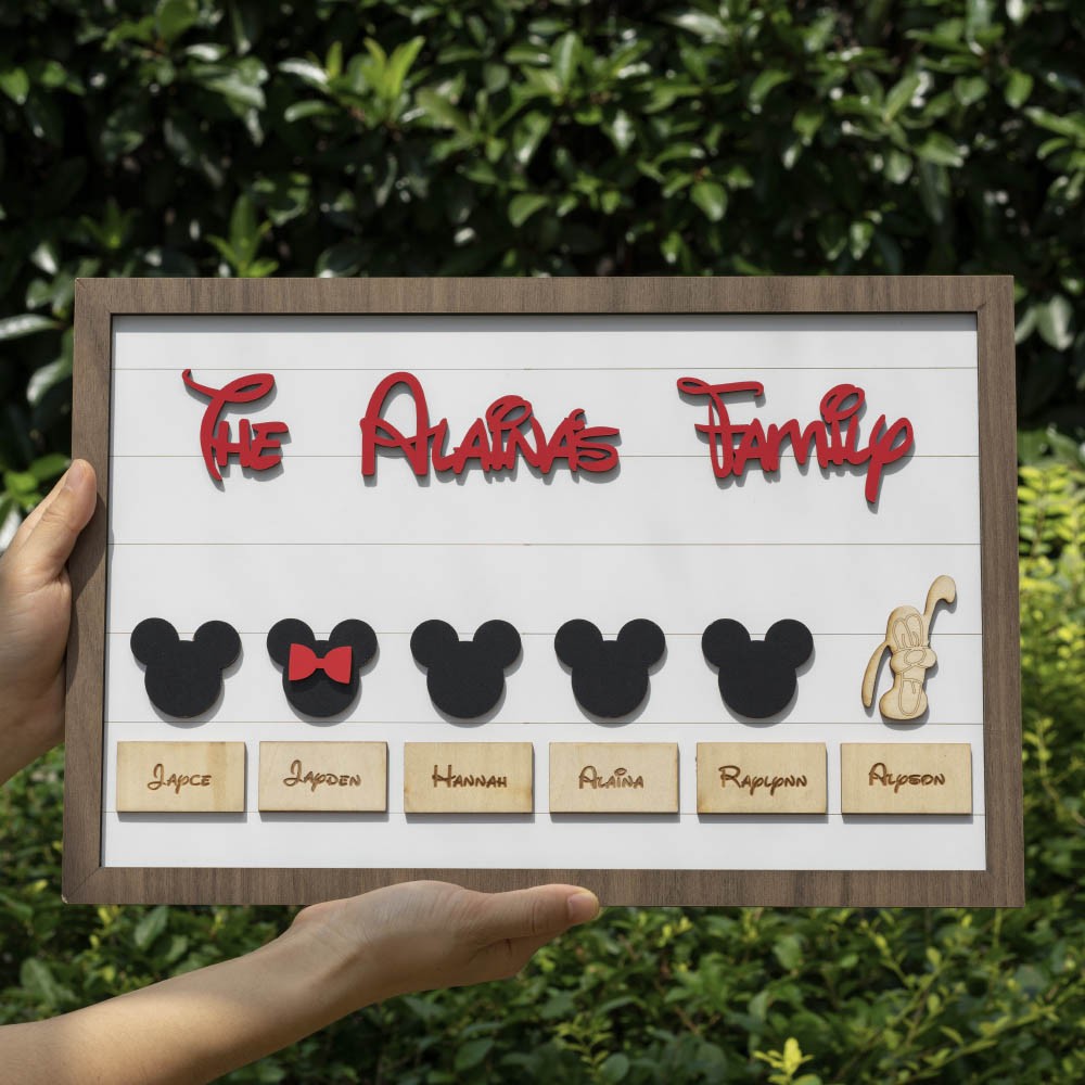 Mickey Mouse Family Personalised Name Engraving Frame Wall Decor Gift