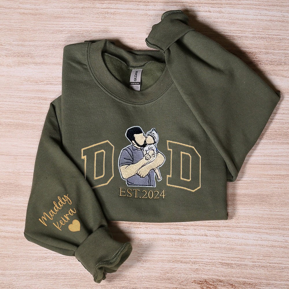 Custom Embroidered Dad Portrait Sweatshirt Hoodie with Kids Name For Father's Day Gift