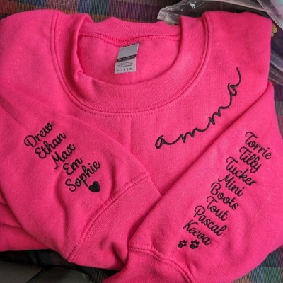 Custom Embroidered Mama Sweatshirt Hoodie with Kids Names For Mother's Day Gift Ideas